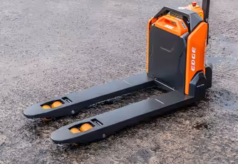 Generation-Toyota Tyro LHE Pallet trucks-attachments