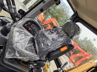 Generation-JCB 4CX Backhoe loaders-interior