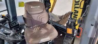 Generation-New holland B115 Backhoe loaders-interior