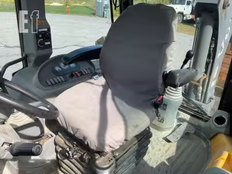 Generation-Volvo BL60 Backhoe loaders-interior