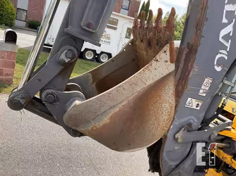 Generation-Volvo BL60 Backhoe loaders-attachments