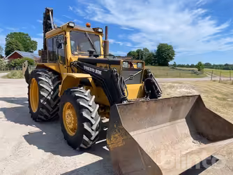 Generation-Volvo BM 646 Backhoe loaders-exterior