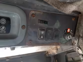 Generation-New holland C190 Compact track loaders-interior