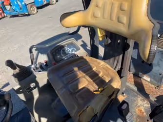 Generation-Yanmar CBL40 Backhoe loaders-interior