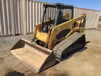 Generation-Komatsu CK30 Compact track loaders-exterior