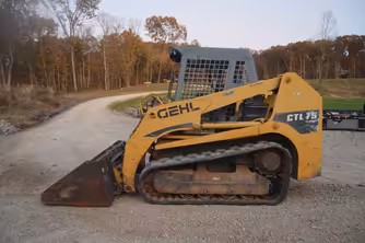 Generation-Gehl CTL75 Compact track loaders-exterior