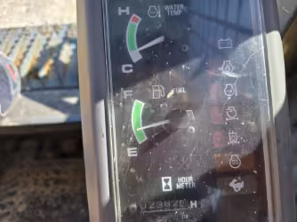 Generation-Gehl CTL85 Compact track loaders-interior