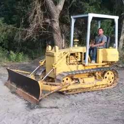 Generation-Komatsu D21 Crawler dozers-video