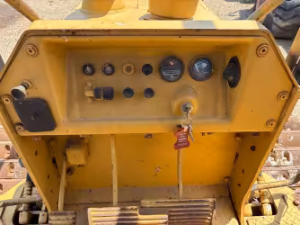 Generation-Komatsu D31 Crawler dozers-interior
