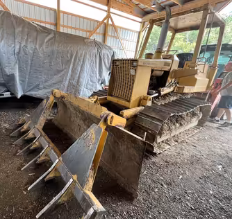 Generation-Komatsu D31 Crawler dozers-exterior