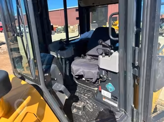 Generation-Komatsu D37 Crawler dozers-interior