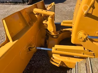 Generation-Komatsu D37 Crawler dozers-attachments