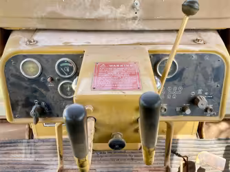 Generation-Cat D5 Crawler dozers-interior