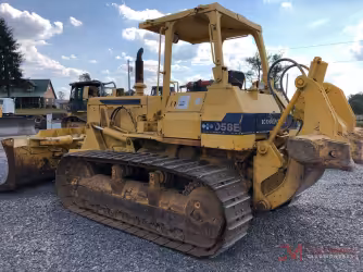 Generation-Komatsu D58 Crawler dozers-exterior