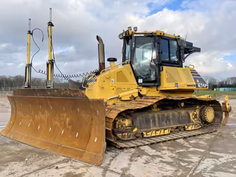 Generation-Komatsu DP61 Crawler dozers-exterior