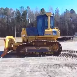 Generation-Komatsu DP61 Crawler dozers-video
