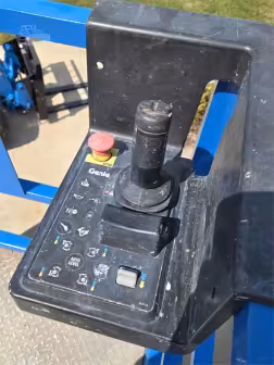 Generation-Genie GS-53 Scissor lifts-interior