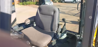 Generation-New holland LB90 Backhoe loaders-interior