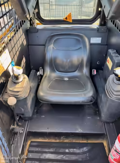 Generation-ASV PT-50 Compact track loaders-interior