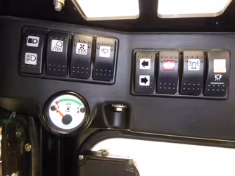 Generation-Terex PT30 Compact track loaders-interior