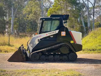 Generation-Terex PT80 Compact track loaders-exterior