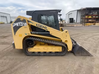 Generation-Gehl RT210 Compact track loaders-exterior