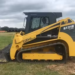 Generation-Gehl RT210 Compact track loaders-video
