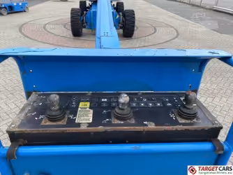 Generation-Genie S-100 Boom lifts-interior