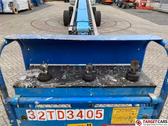 Generation-Genie S-120 Boom lifts-interior