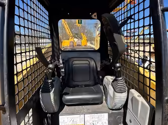 Generation-Komatsu SK1020 Compact track loaders-interior