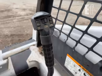 Generation-Bobcat T140 Compact track loaders-interior