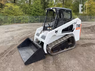 Generation-Bobcat T140 Compact track loaders-exterior