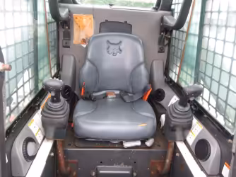 Generation-Bobcat T190 Compact track loaders-interior