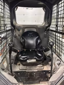 Generation-Bobcat T630 Compact track loaders-interior