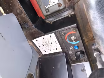 Generation-Takeuchi TL140 Compact track loaders-interior