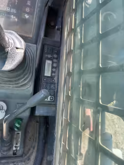 Generation-Takeuchi TL250 Compact track loaders-interior