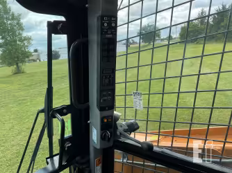 Generation-Case TR310 Compact track loaders-interior