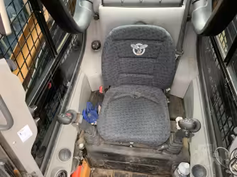 Generation-Case TR340 Compact track loaders-interior