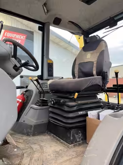 Generation-Terex TX75 Backhoe loaders-interior