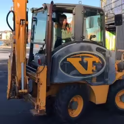 Generation-Venieri VF1 Backhoe loaders-video