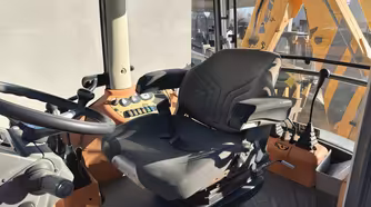 Generation-Venieri VF10 Backhoe loaders-interior