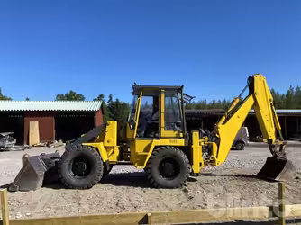 Generation-Komatsu WB98 Backhoe loaders-exterior