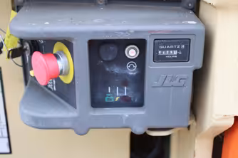 Generation-JLG 2632 Scissor lifts-interior