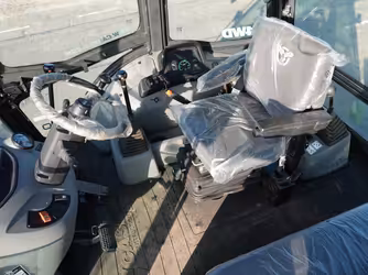 Generation-Case 770 Backhoe loaders-interior