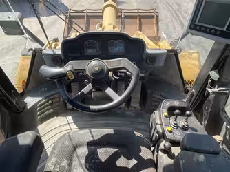 Generation-Cat 966 Wheel loaders-interior