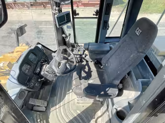 Generation-Cat 966 Wheel loaders-interior