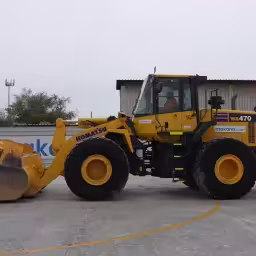 Generation-Komatsu WA470 Wheel loaders-video
