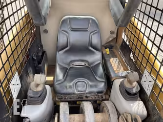 Generation-Cat 267 Compact track loaders-interior