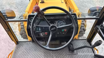 Generation-Massey ferguson 60 Backhoe loaders-interior