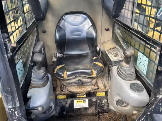 Generation-Cat 277 Compact track loaders-interior